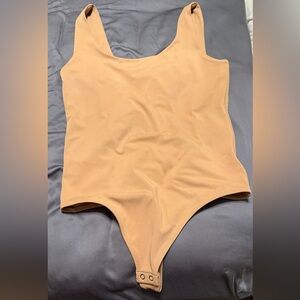 Express Tan Body Contour High Compression Bodysuit - Medium (M) - NWT